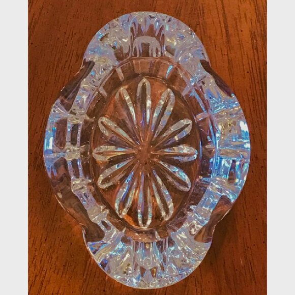 Vintage Clear Glass Oval Glass Ashtray - Picture 5 of 6